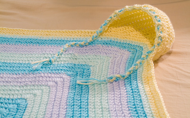 Crochet Patterns For Baby Blankets With Hoods Hooded Baby Blanket