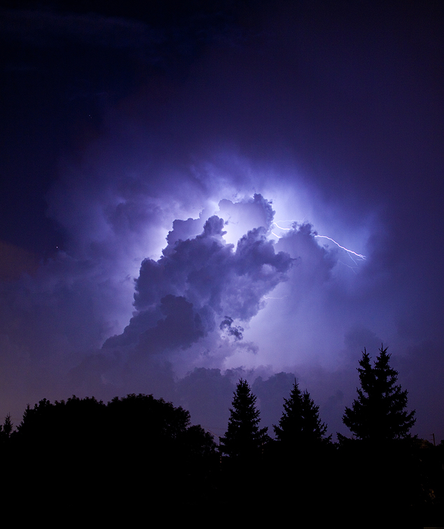 Lightning photography tips